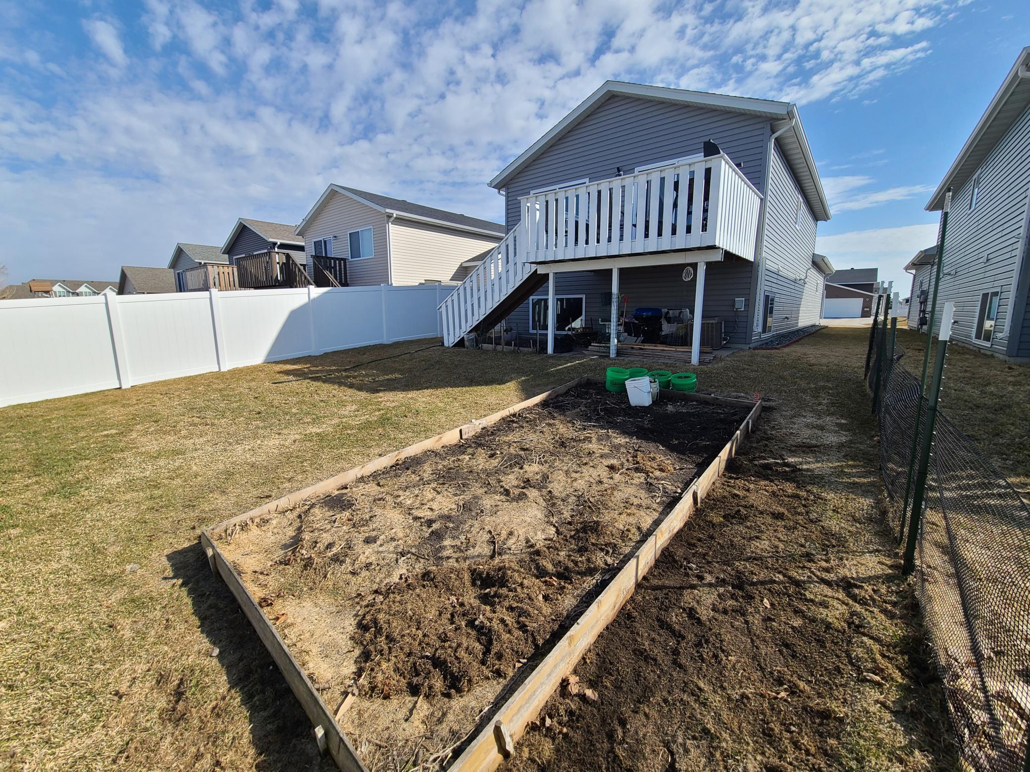 3365 Maple Leaf Loop South Fargo, ND 58104 - Photo 6 of 34