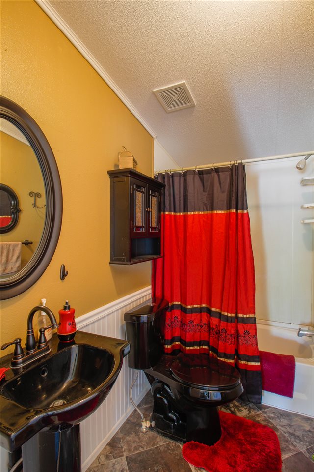 109 West Montgomery Road Deer Park, WA 99006 - Photo 15 of 19 Gallery Image 15
