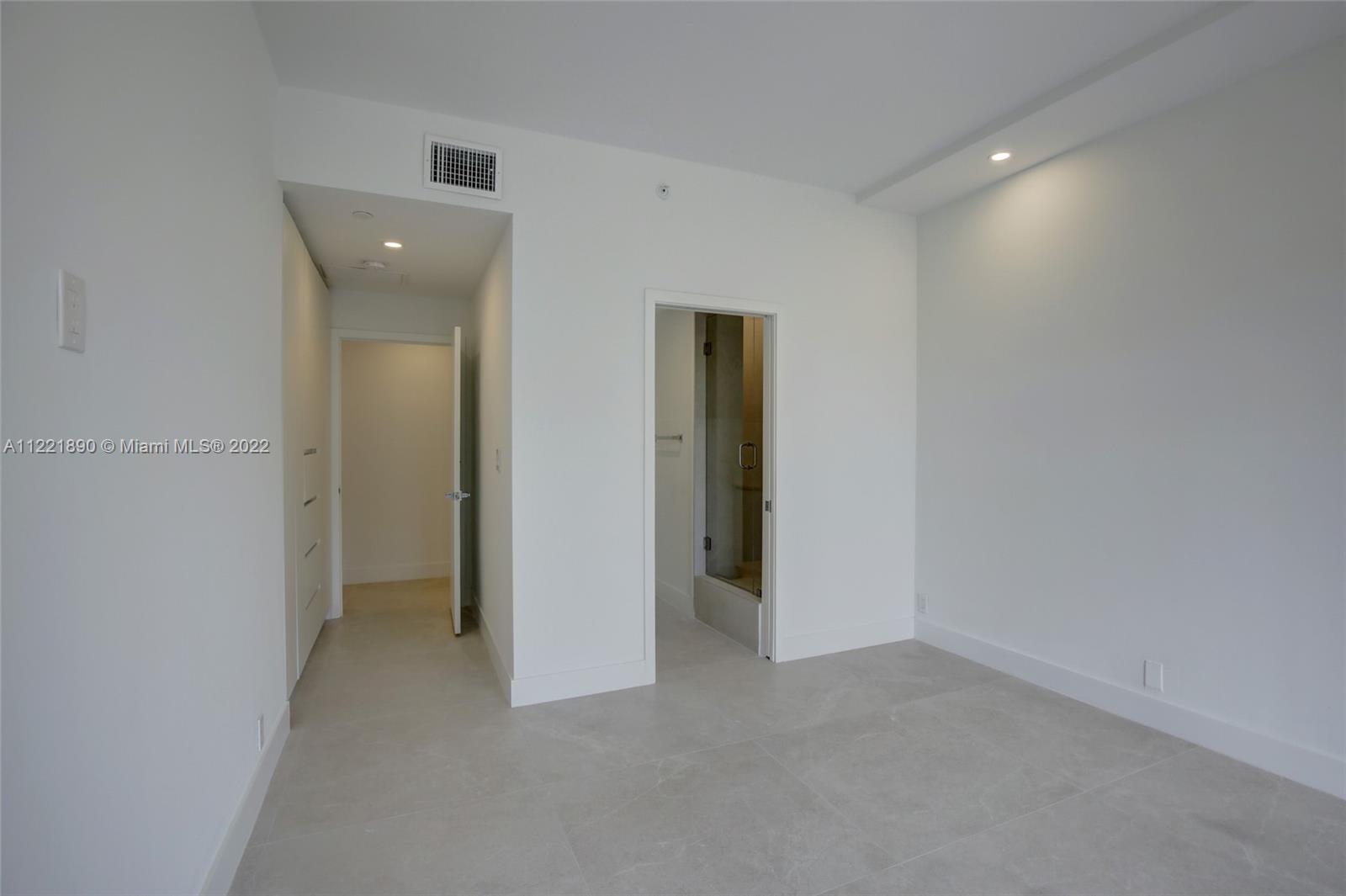 151 Crandon Boulevard, Unit 220 Key Biscayne, FL 33149 - Photo 6 of 16 a view of an empty room