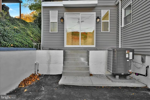 a picture of floor plan