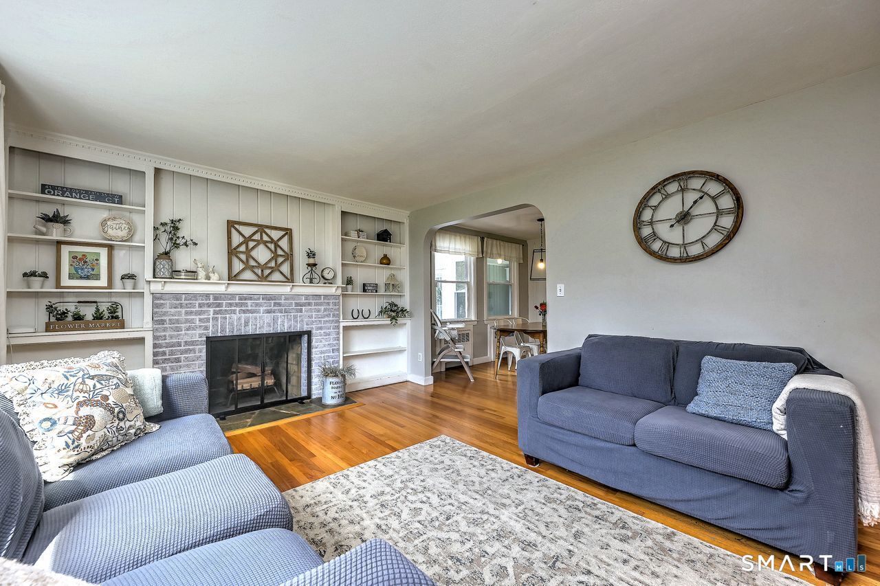 343 Smith Farm Road Orange, CT 06477 - Photo 6 of 40
