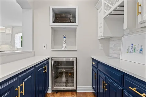 $1,465,000 | 14302 Briar Street, Leawood, KS 66224