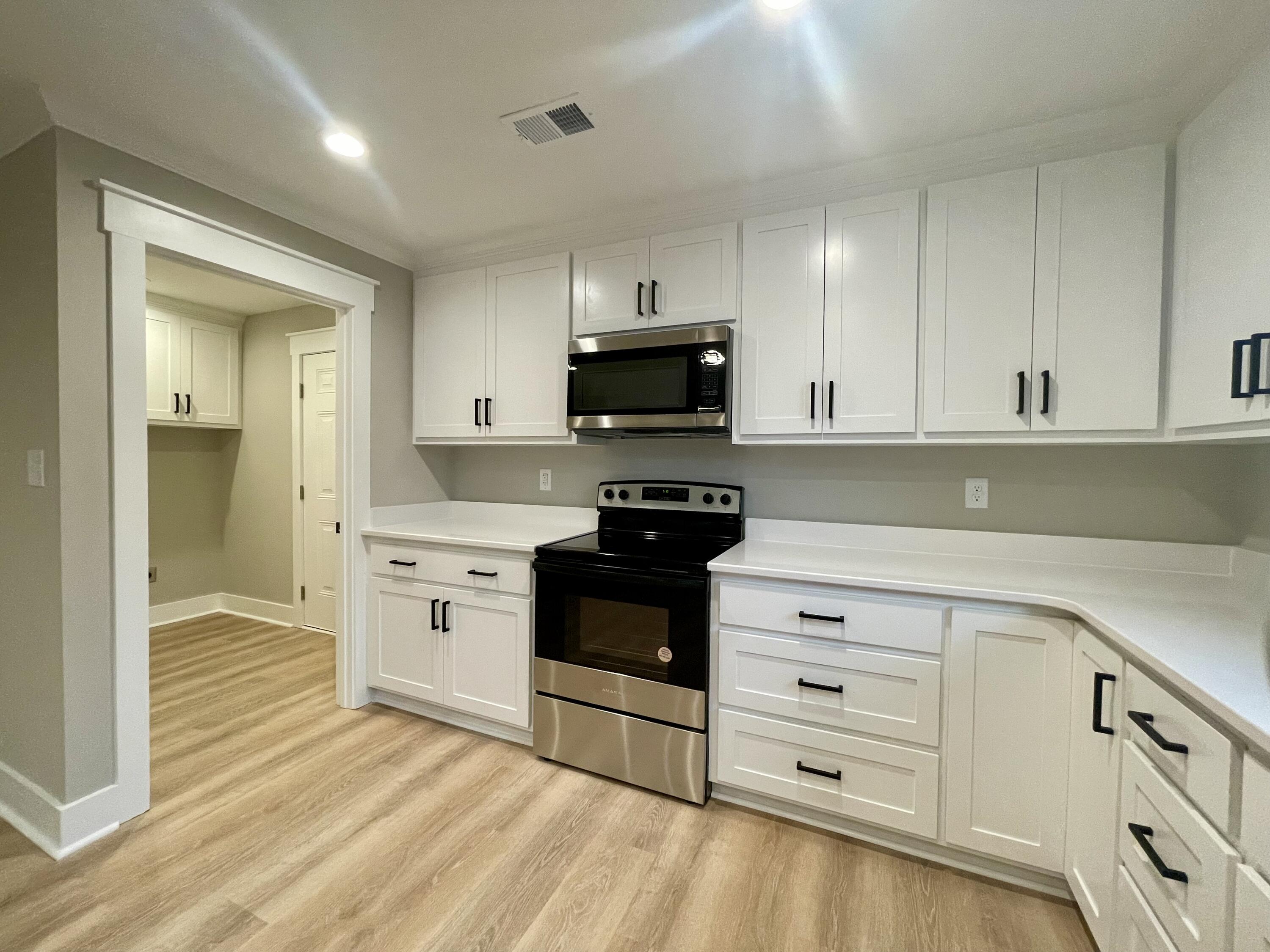 100 Dukes Street St. George, SC 29477 - Photo 6 of 25 custom built cabinetry