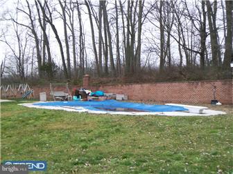 241 Witmer Road Reinholds, PA 17569 - Photo 3 of 7 Gallery Image 3