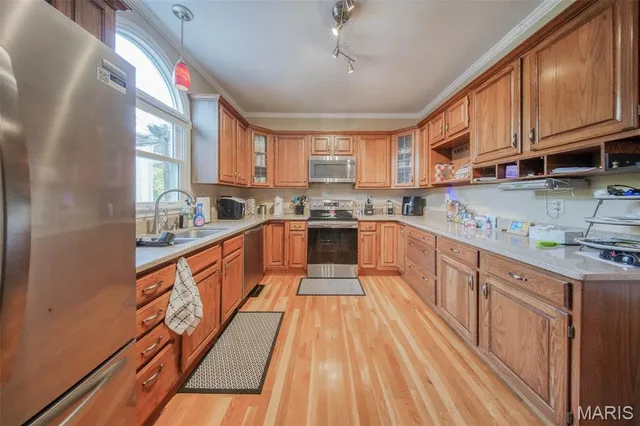 $398,900 | 10575 Stoltz Drive, Rolla, MO 65401