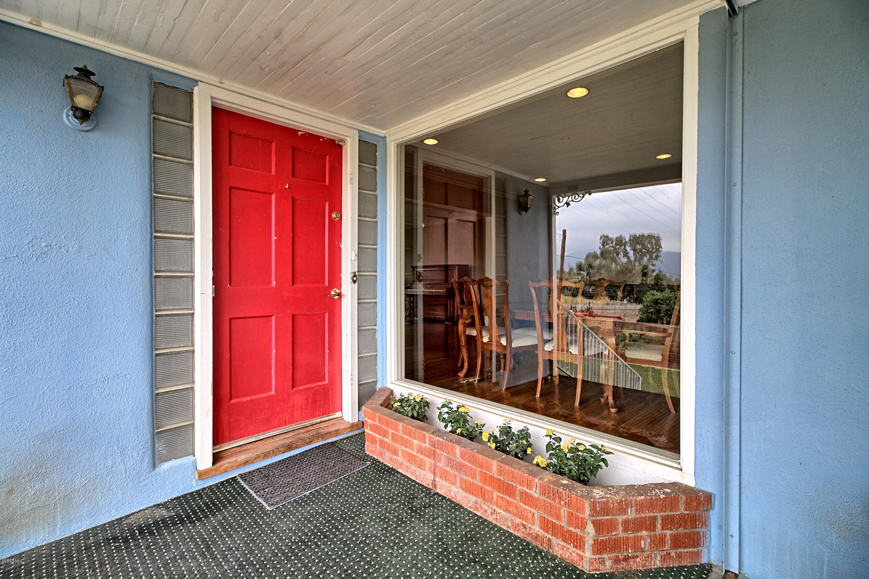 604 Hall Road Santa Paula, CA 93060 - Photo 2 of 35 0151_IMG_0454