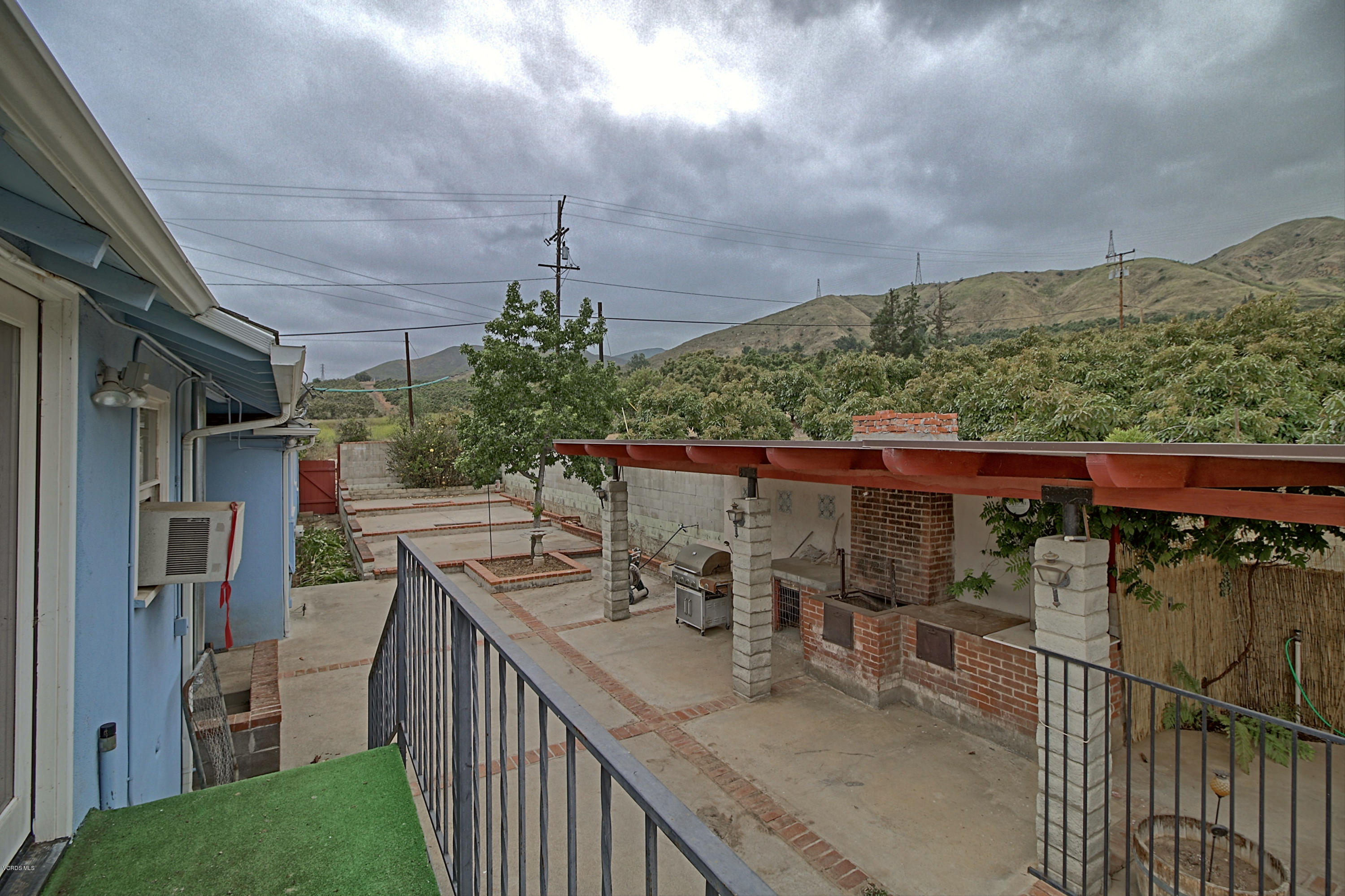 604 Hall Road Santa Paula, CA 93060 - Photo 31 of 35 0144_IMG_0433