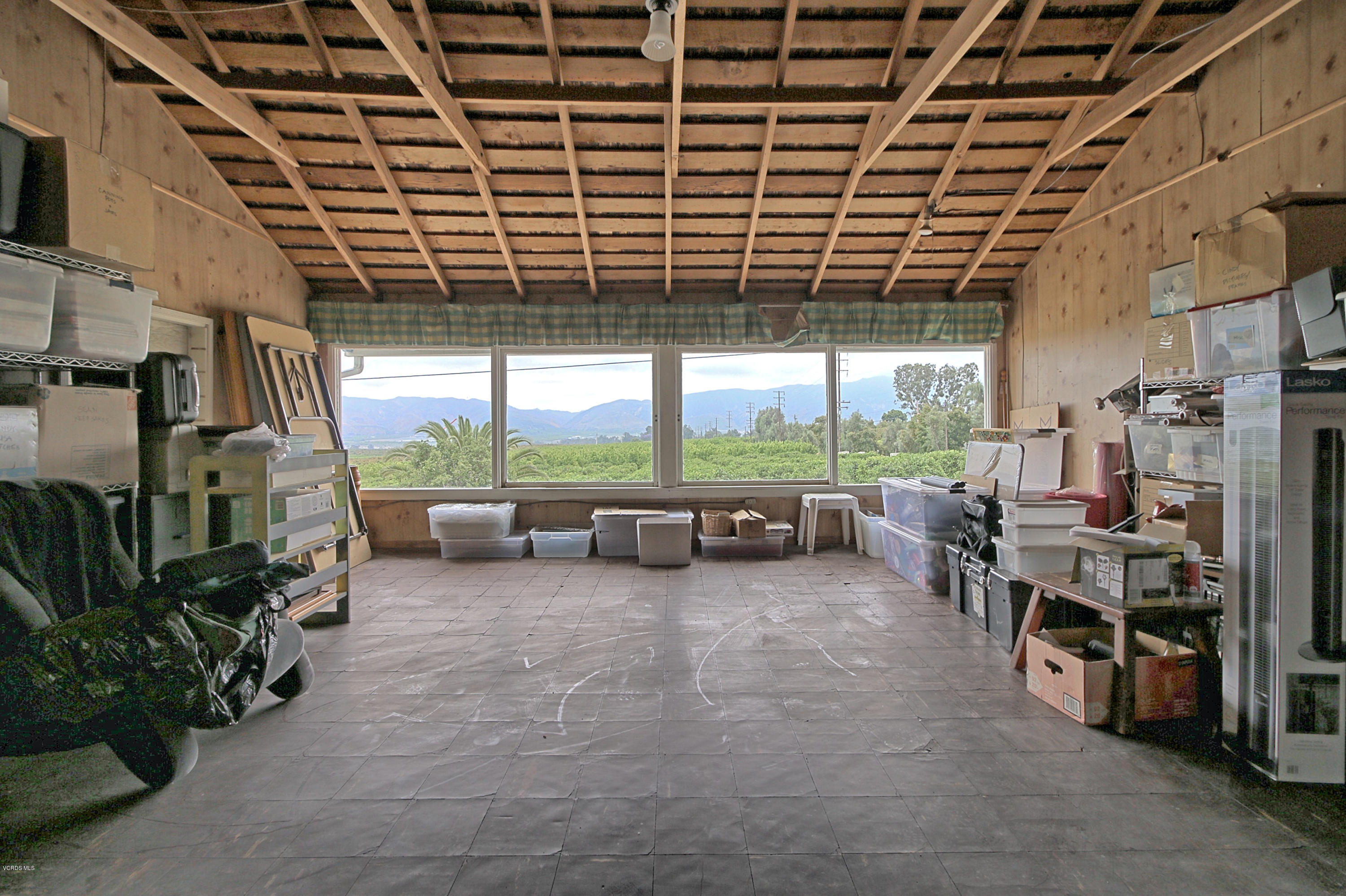 604 Hall Road Santa Paula, CA 93060 - Photo 32 of 35 0136