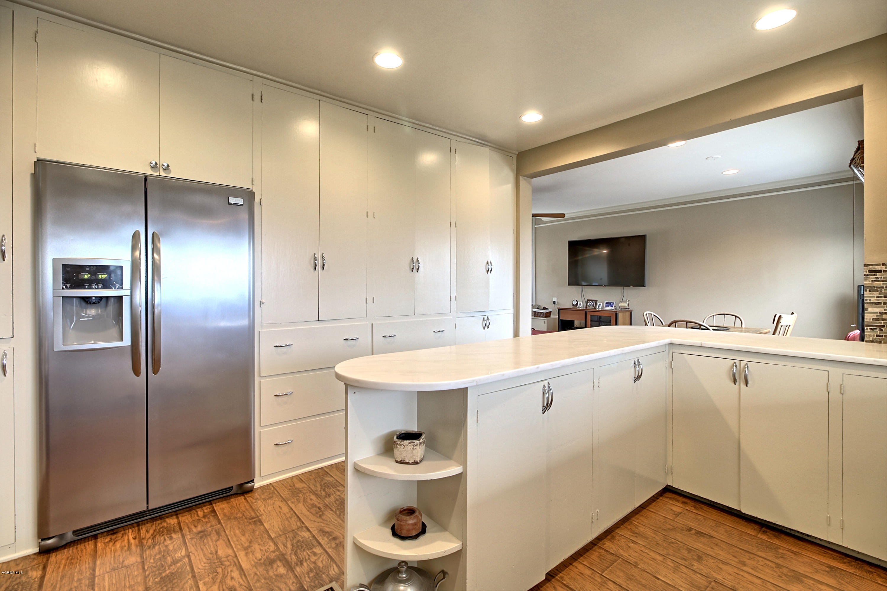604 Hall Road Santa Paula, CA 93060 - Photo 8 of 35 0011_