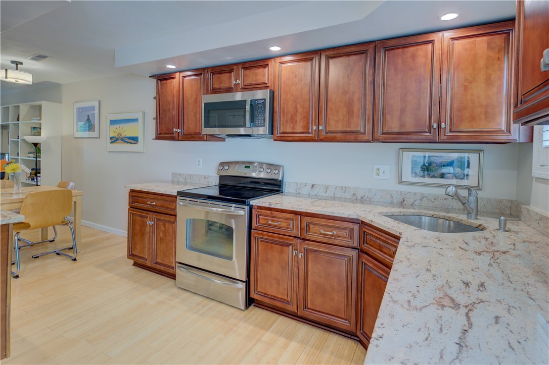 3399 Post Road, Unit 4 Warwick, RI 02886 - Photo 5 of 24