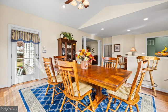 a bed room with a bed and a dresser