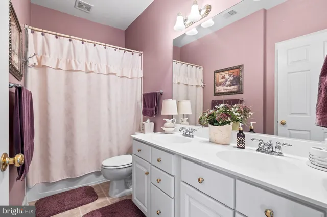 a view of workspace with furniture