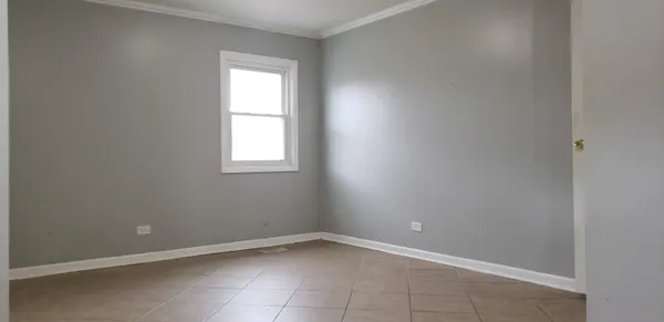 $2,550 | 239 Malibu Drive, Bolingbrook, IL 60440