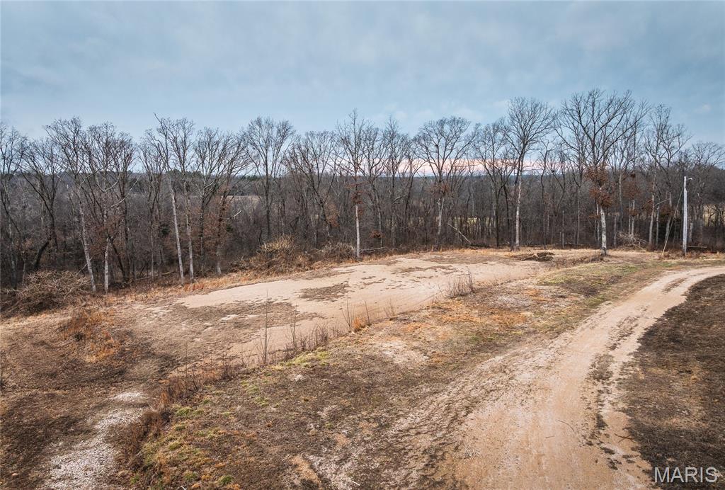 1329 South Service Road West Sullivan, MO 63080 - Photo 8 of 18