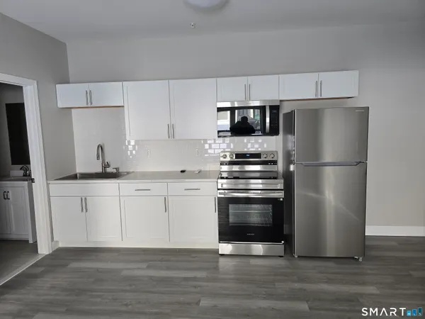 $1,700 | 775 Main Street, Unit 3, Torrington, CT 06790