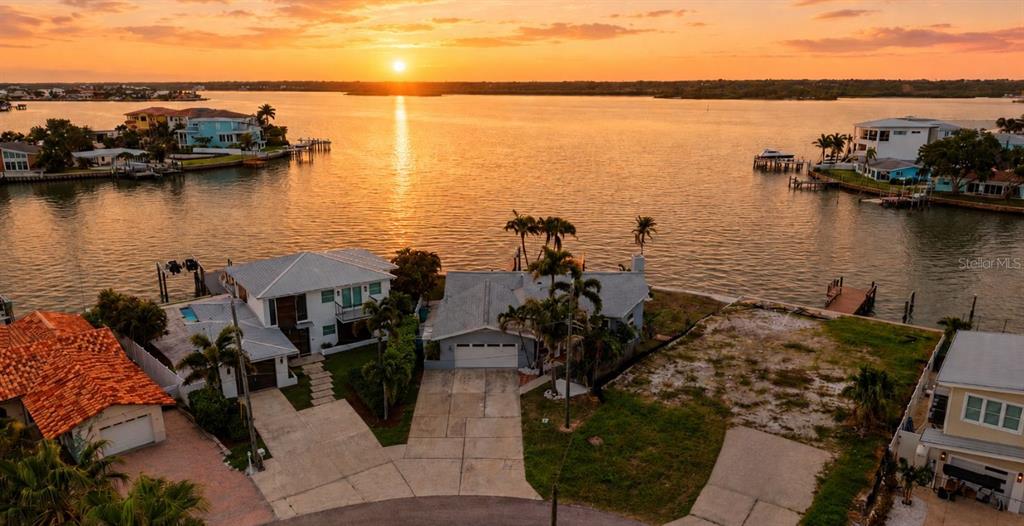 16115 4th Street East Redington Beach, FL 33708 - Photo 1 of 45