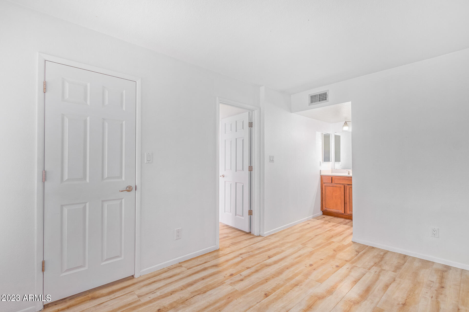 2625 East Indian School Road, Unit 339 Phoenix, AZ 85016 - Photo 12 of 25 0012-12 - Indian School