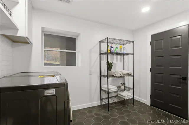 $470,000 | 4643 Wyrick Drive, Osage Beach, MO 65065