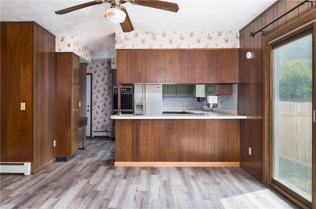 46 Roosevelt Street Corning, NY 14830 - Photo 8 of 37