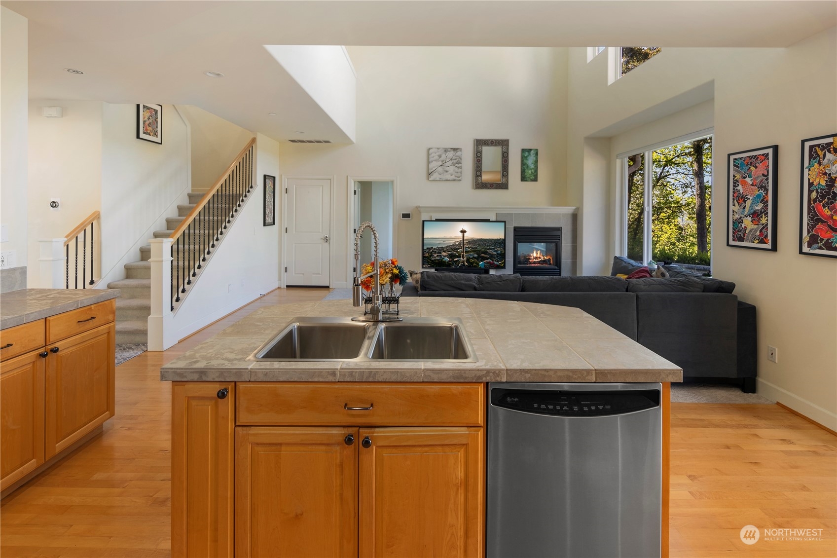 700 South 47th Street Renton, WA 98055 - Photo 11 of 39