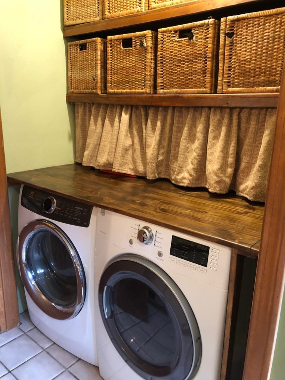 161 Sloop Street Jamestown, RI 02835 - Photo 28 of 50 Laundry room in half bath on 1st floor