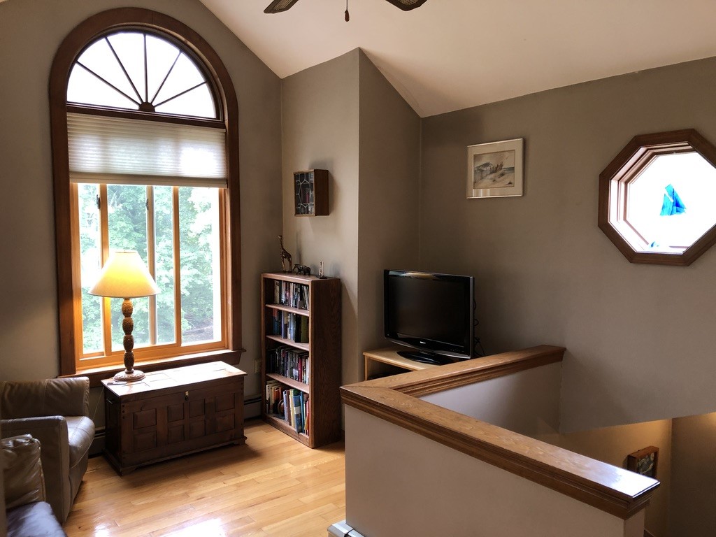 161 Sloop Street Jamestown, RI 02835 - Photo 38 of 50 Loft sitting area