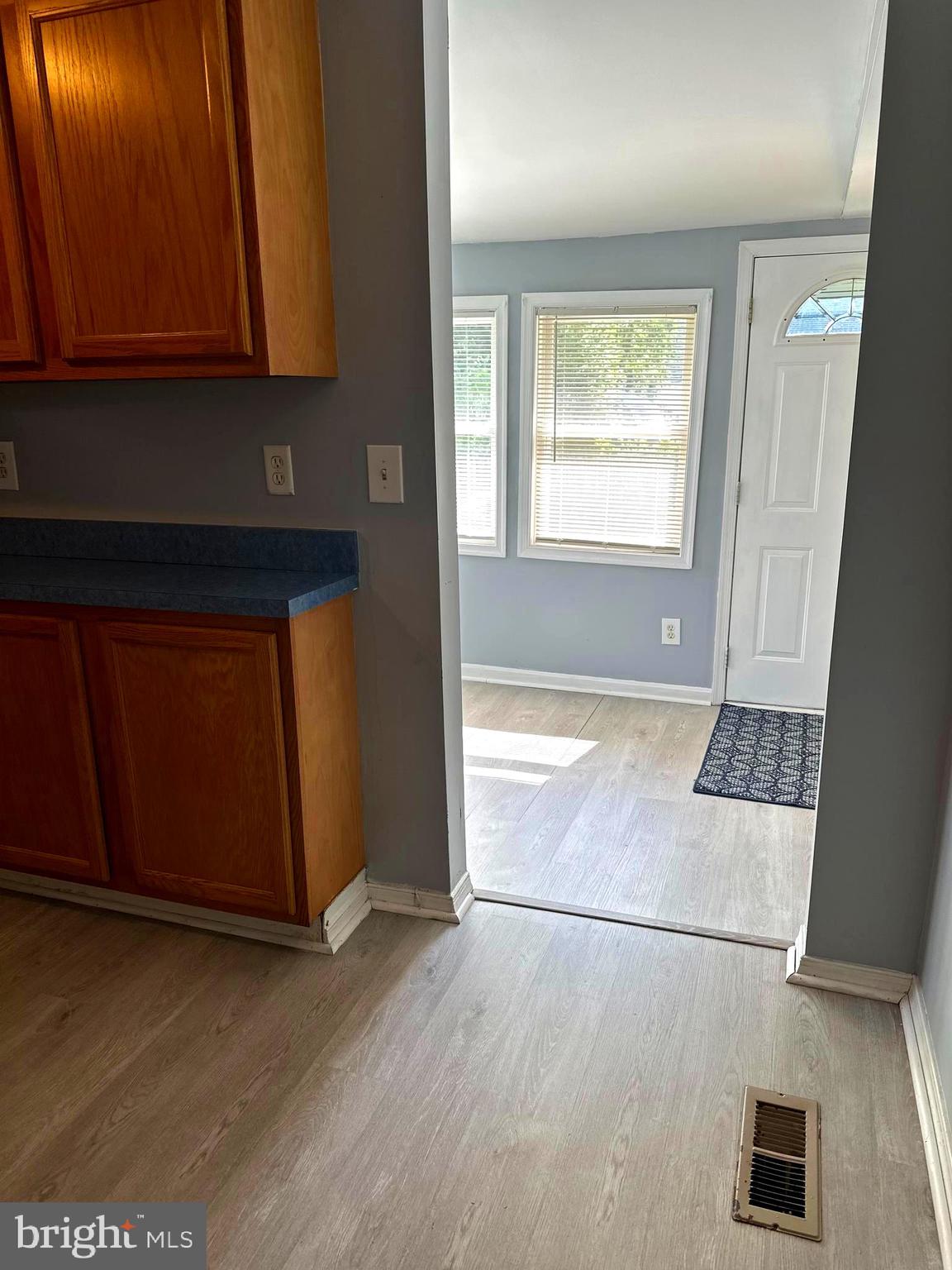 227 Dale Road Pasadena, MD 21122 - Photo 19 of 37