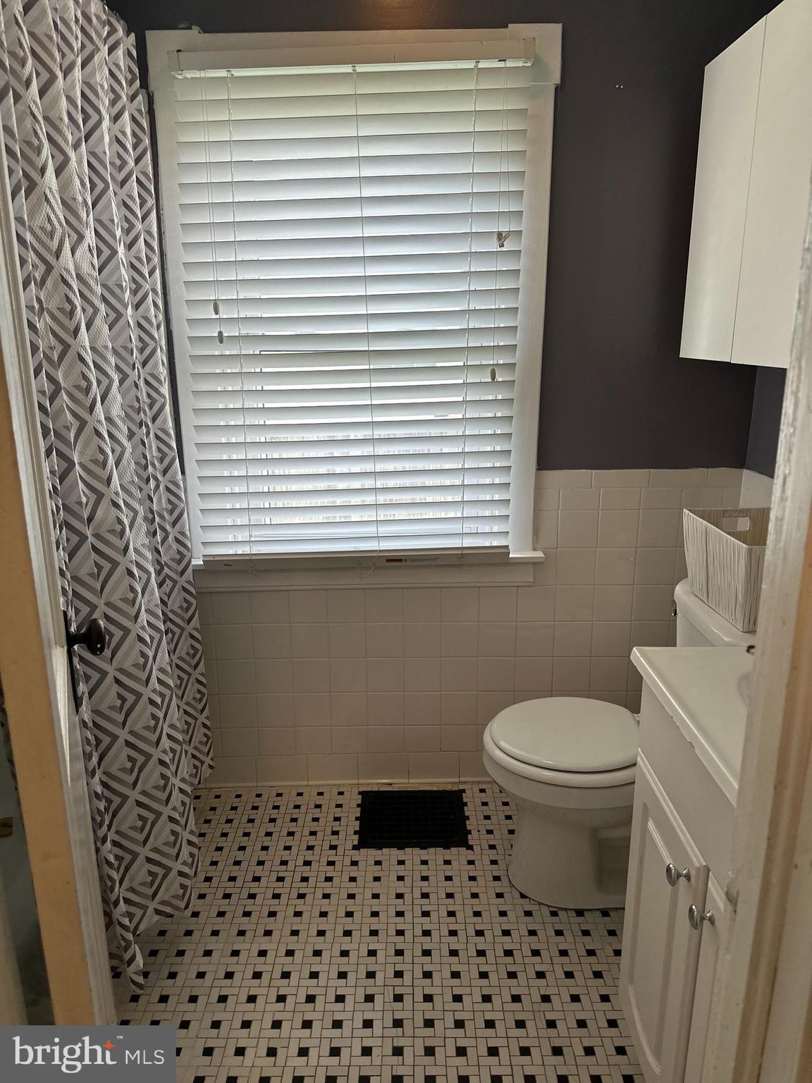 227 Dale Road Pasadena, MD 21122 - Photo 24 of 37