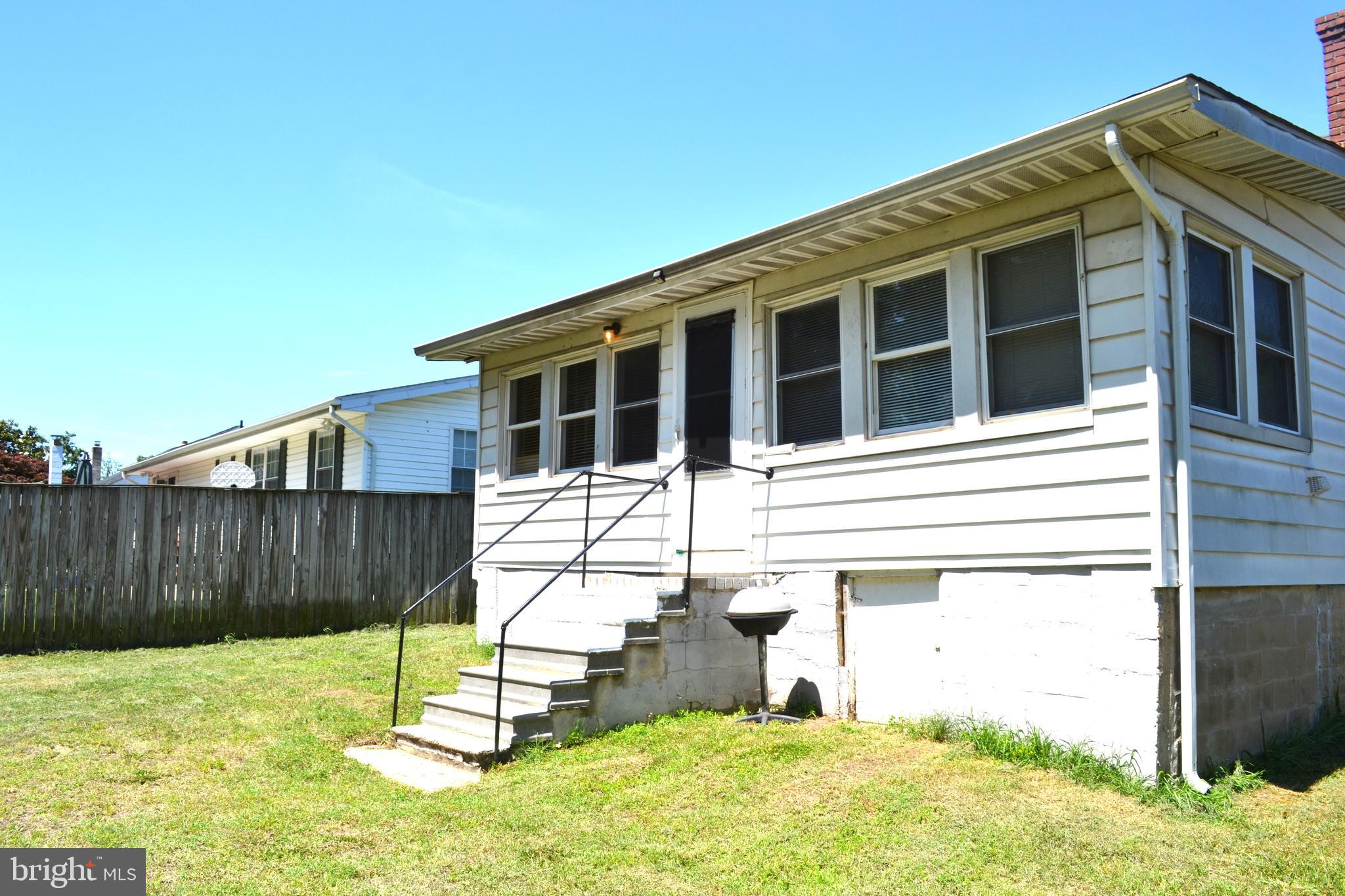 227 Dale Road Pasadena, MD 21122 - Photo 30 of 37