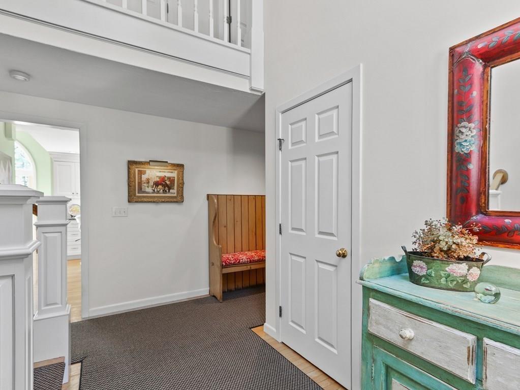 32 Farm Hill Road Natick, MA 01760 - Photo 3 of 32 Gallery Image 3