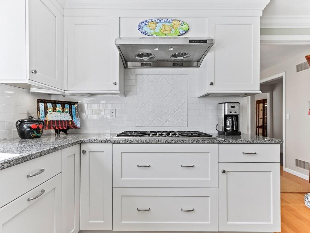 32 Farm Hill Road Natick, MA 01760 - Photo 8 of 32 Gallery Image 8