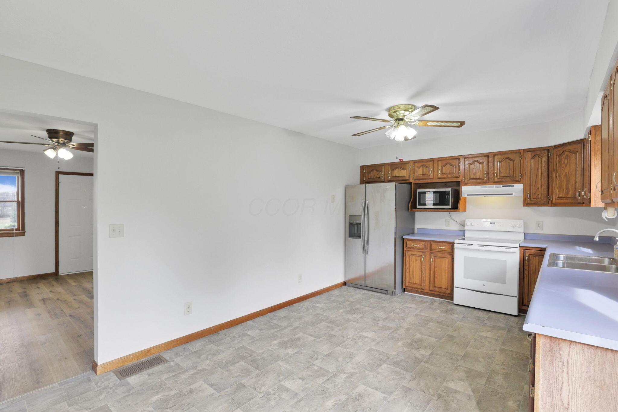 9416 Baker Road Stoutsville, OH 43154 - Photo 19 of 52 Kitchen