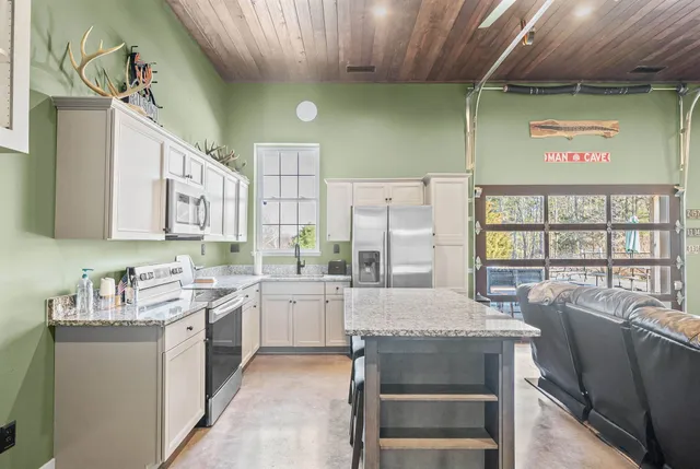 $685,000 | 2875 Jarrell Ridge Road, Clarksville, TN 37043