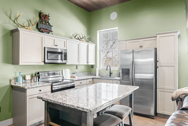 $685,000 | 2875 Jarrell Ridge Road, Clarksville, TN 37043