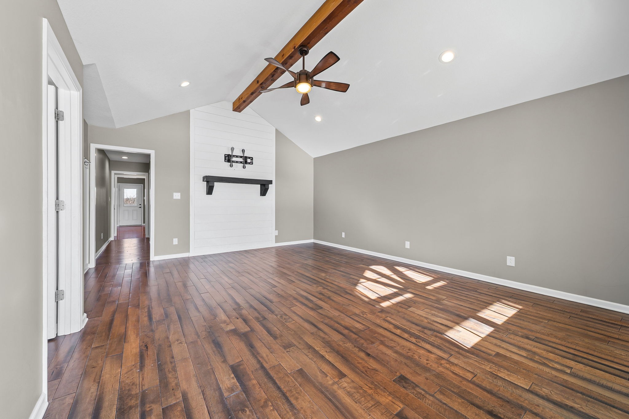 2875 Jarrell Ridge Road Clarksville, TN 37043 - Photo 9 of 73