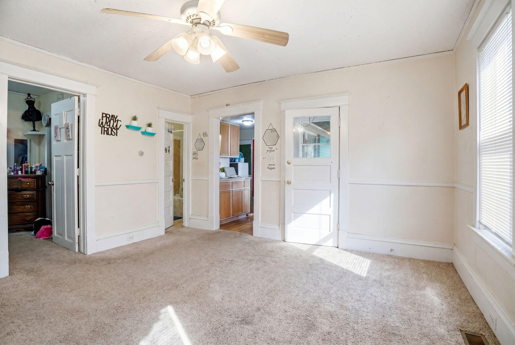 684 Virginia Street St. Paul, MN 55103 - Photo 5 of 13