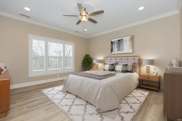 $650,000 | 7186 Ironwood Circle, Newburgh, IN 47630