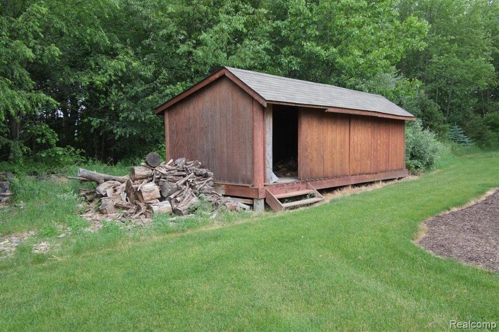 1802 North Hacker Road Howell, MI 48843 - Photo 24 of 25 DSCF1112.JPG