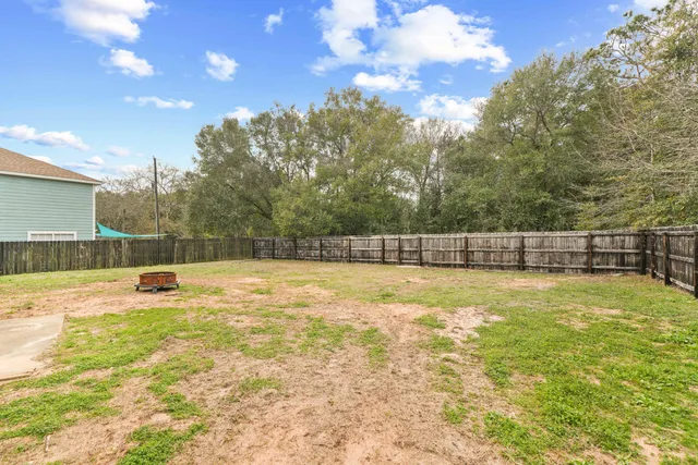 $2,500 | 803 Wilks Street, Crestview, FL 32536