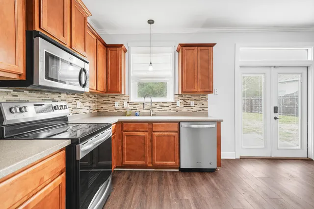 $2,500 | 803 Wilks Street, Crestview, FL 32536