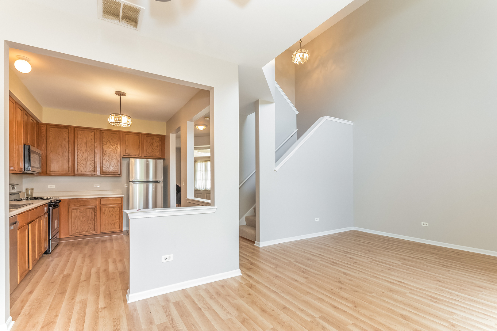 2865 Vernal Lane Naperville, IL 60564 - Photo 9 of 26