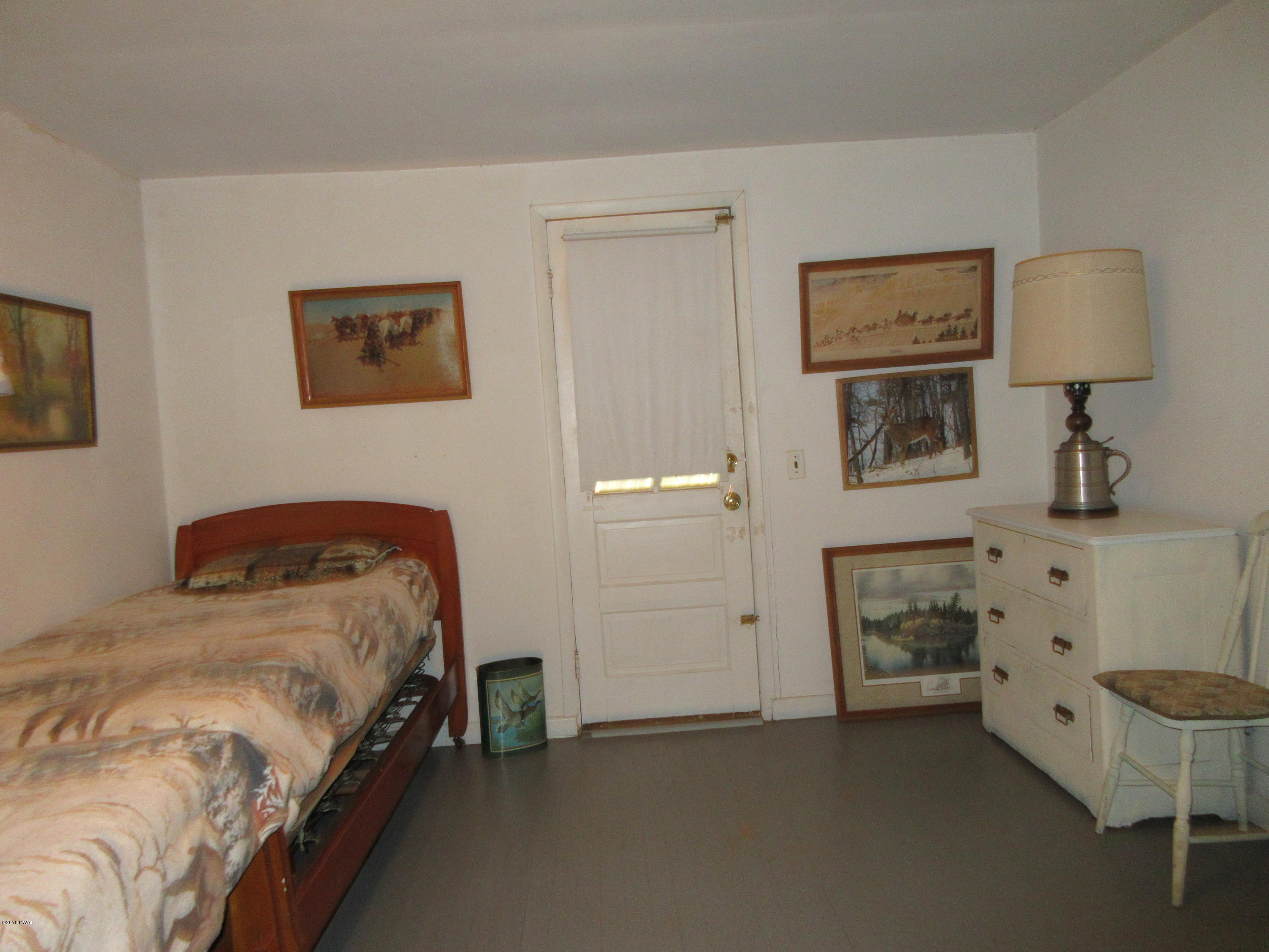 124 Old Rte 402 Dingmans Ferry, PA 18328 - Photo 16 of 33