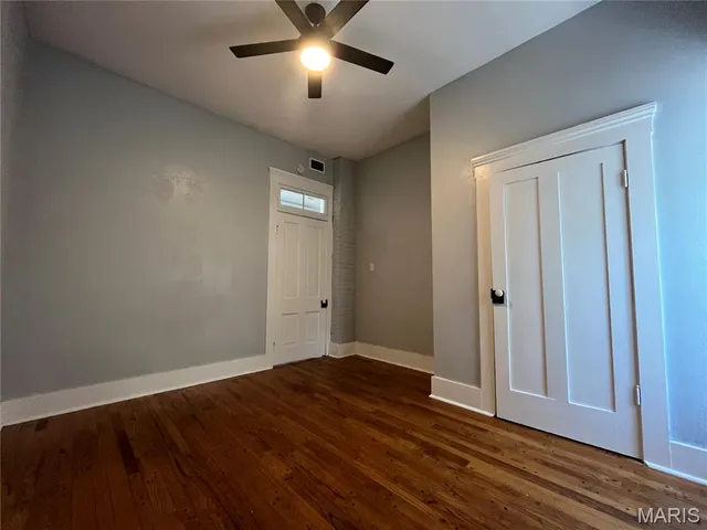 $1,795 | 237 North Clinton Street, Collinsville, IL 62234