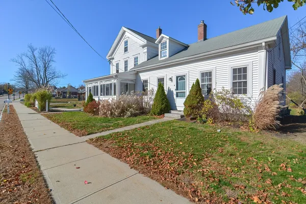 $865,000 | 118 Main Street, Norfolk, MA 02056