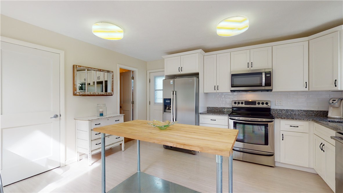 124 Ridgewood Road Charlestown, RI 02813 - Photo 13 of 38