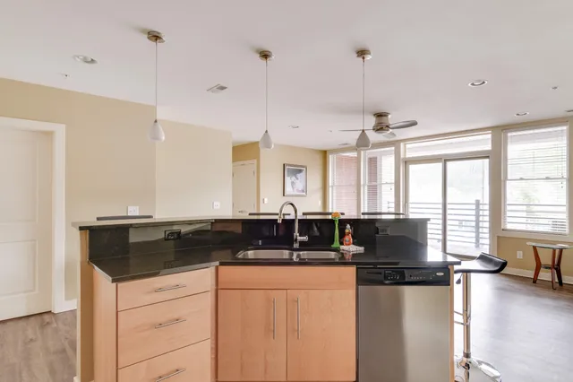 $369,000 | 1221 Broad Street, Unit 3, St. Joseph, MI 49085