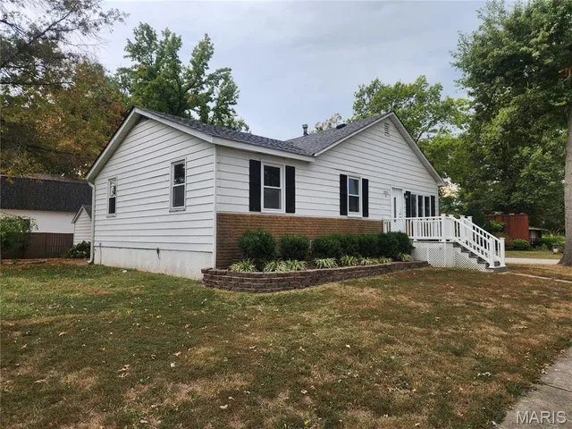 $169,900 | 2221 Pulliam Avenue, Fayetteville, IL 62258