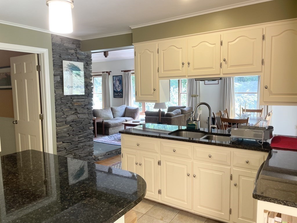 221 Linseed Road West Hatfield, MA 01088 - Photo 5 of 42 Gallery Image 5