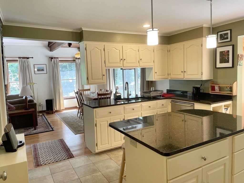 221 Linseed Road West Hatfield, MA 01088 - Photo 6 of 42 Gallery Image 6