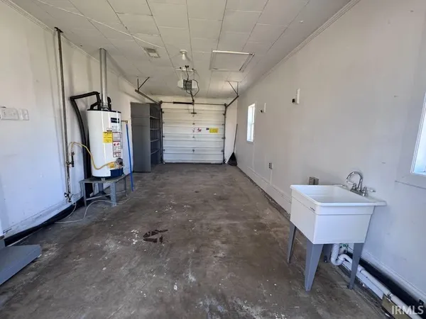 $950 | 1012 West Haines Avenue, Muncie, IN 47303